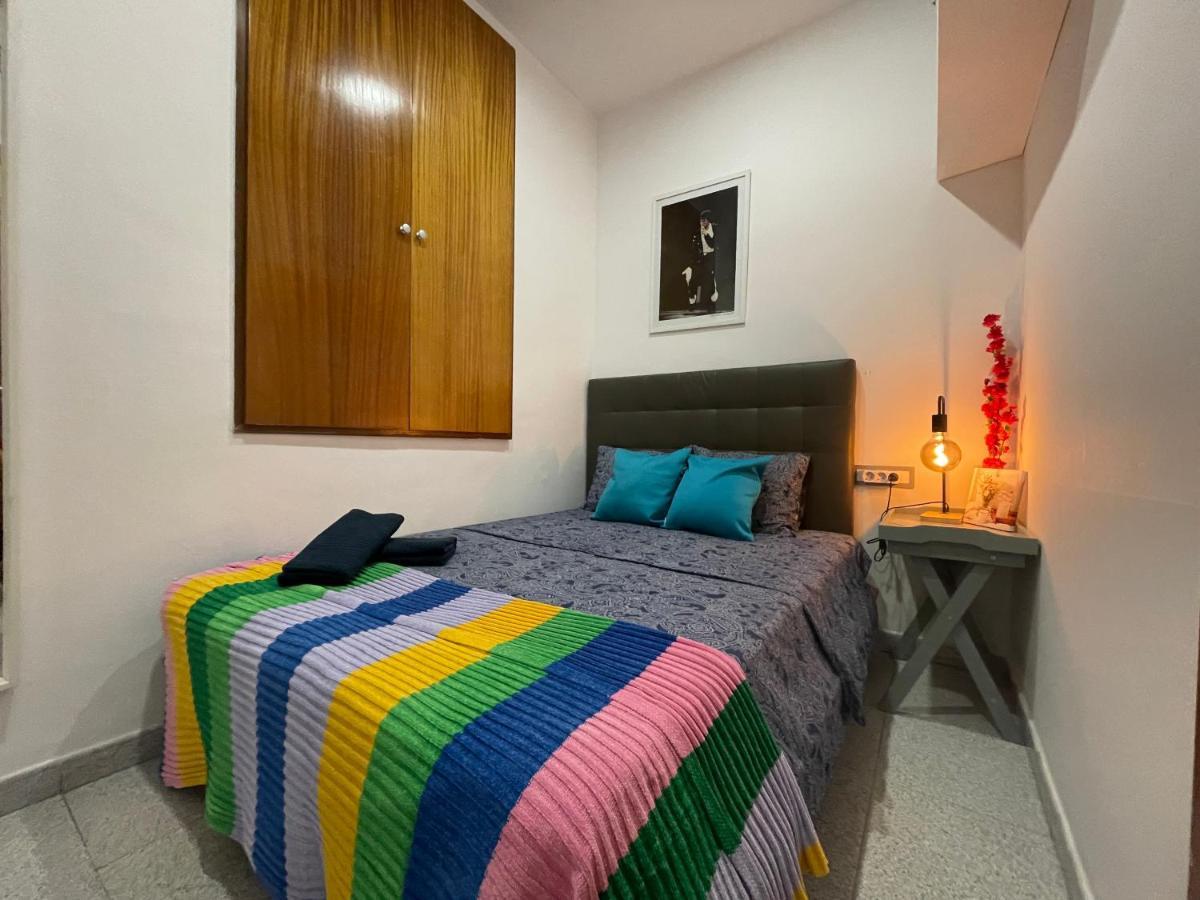 Plaza Universidad Rooms Barcelona Luaran gambar