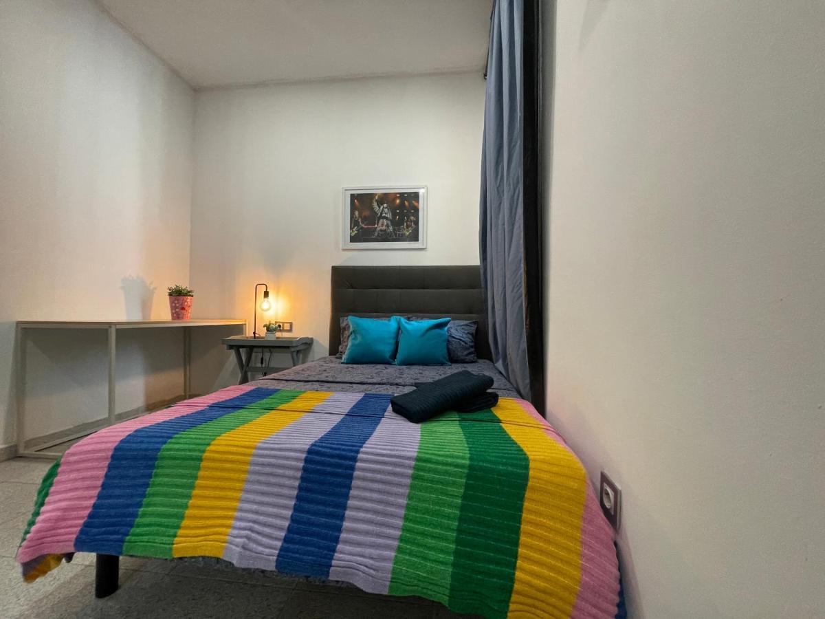 Plaza Universidad Rooms Barcelona Luaran gambar