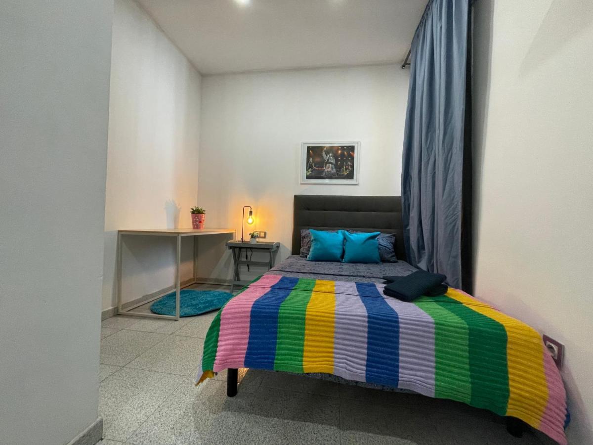 Plaza Universidad Rooms Barcelona Luaran gambar